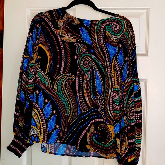 VICI: blouse with cinched wrist and bubble sleeves - Picture 1 of 3